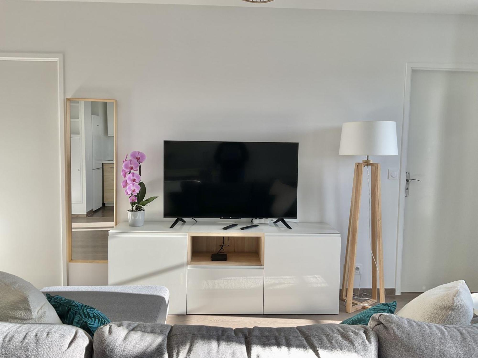 Sunny Apartment Near Disneyland Paris - Liz Appart Serris Exteriör bild